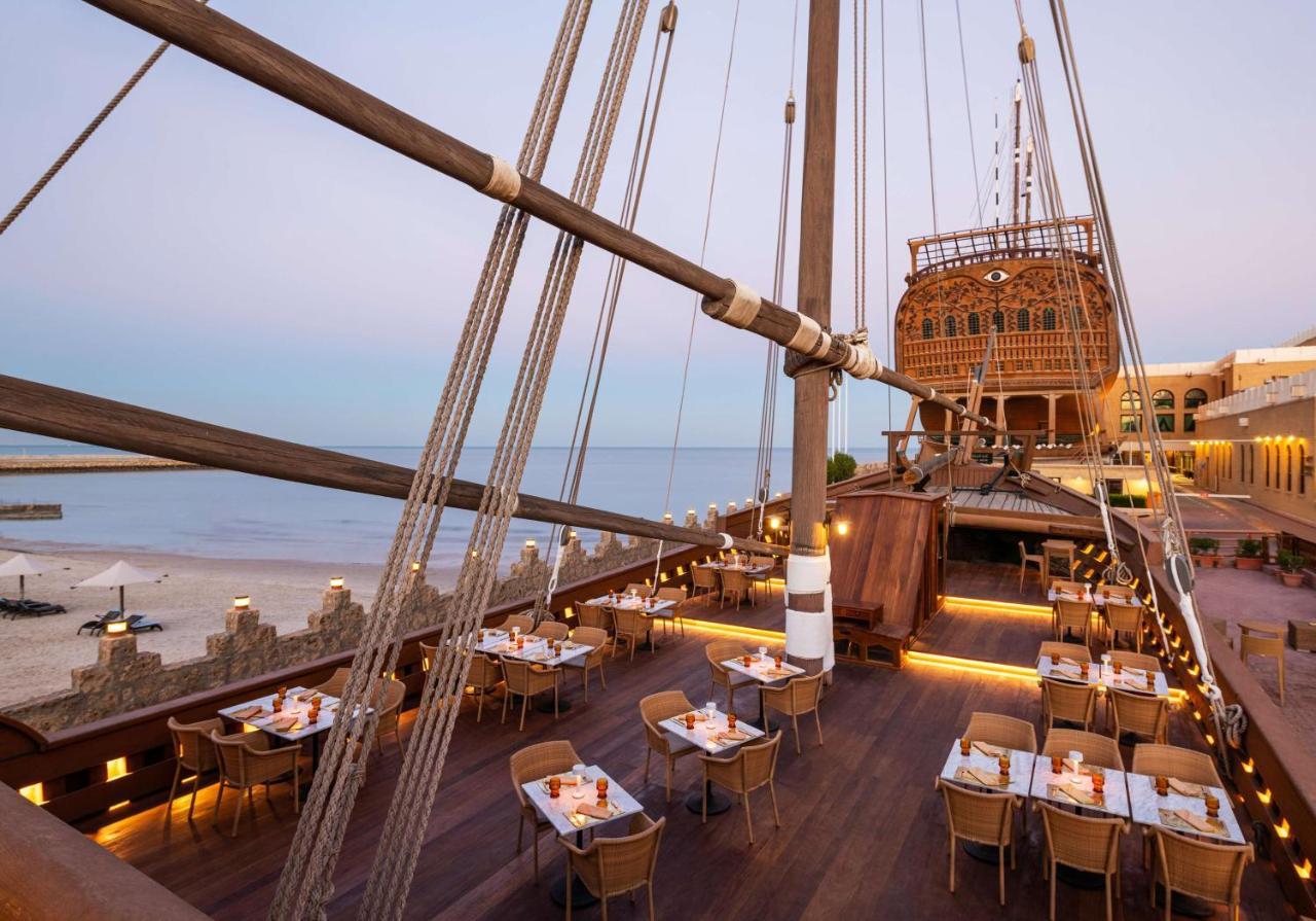 כוויית Radisson Blu Hotel, Kuwait מראה חיצוני תמונה The Deck