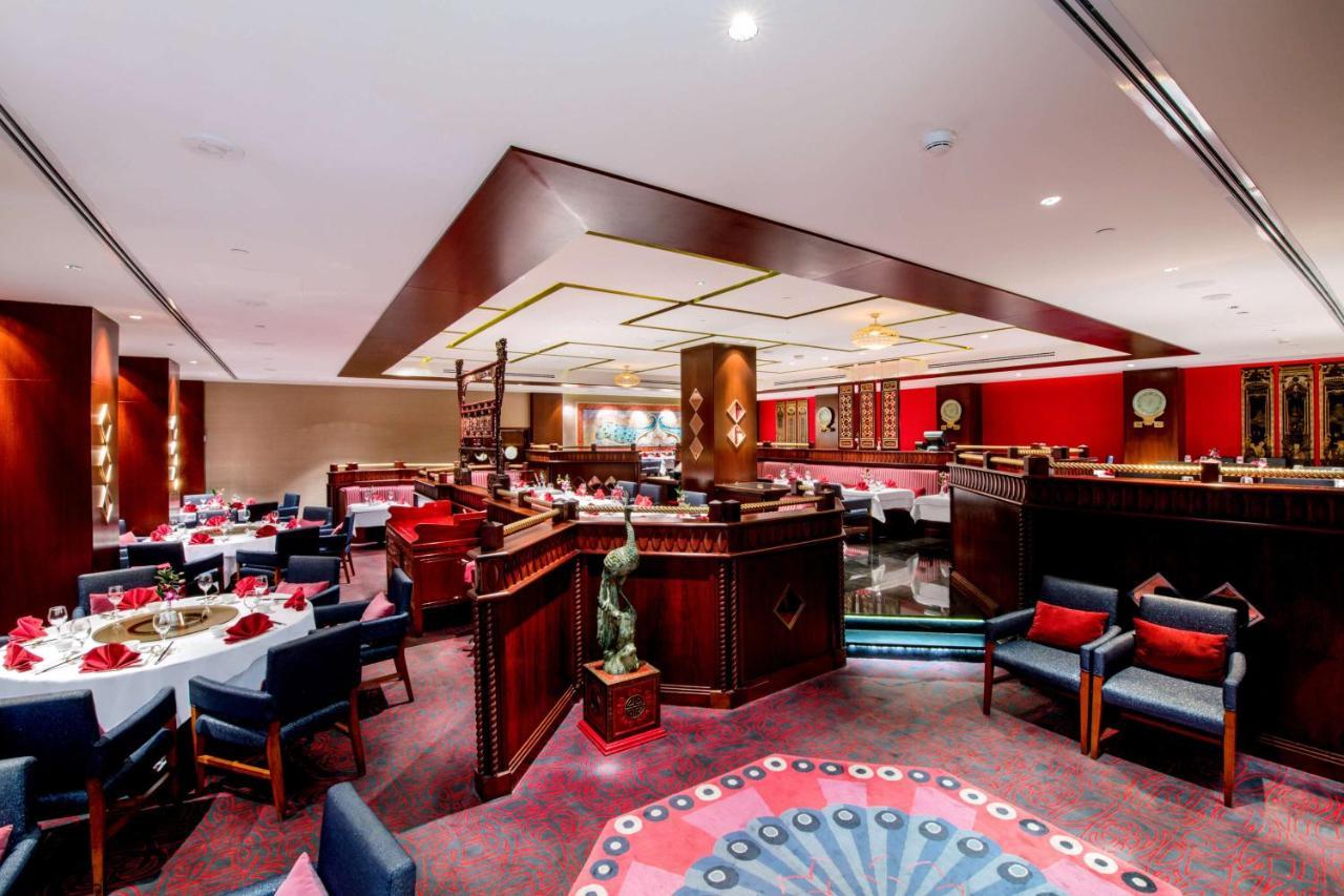 כוויית Radisson Blu Hotel, Kuwait מראה חיצוני תמונה The interior of the restaurant