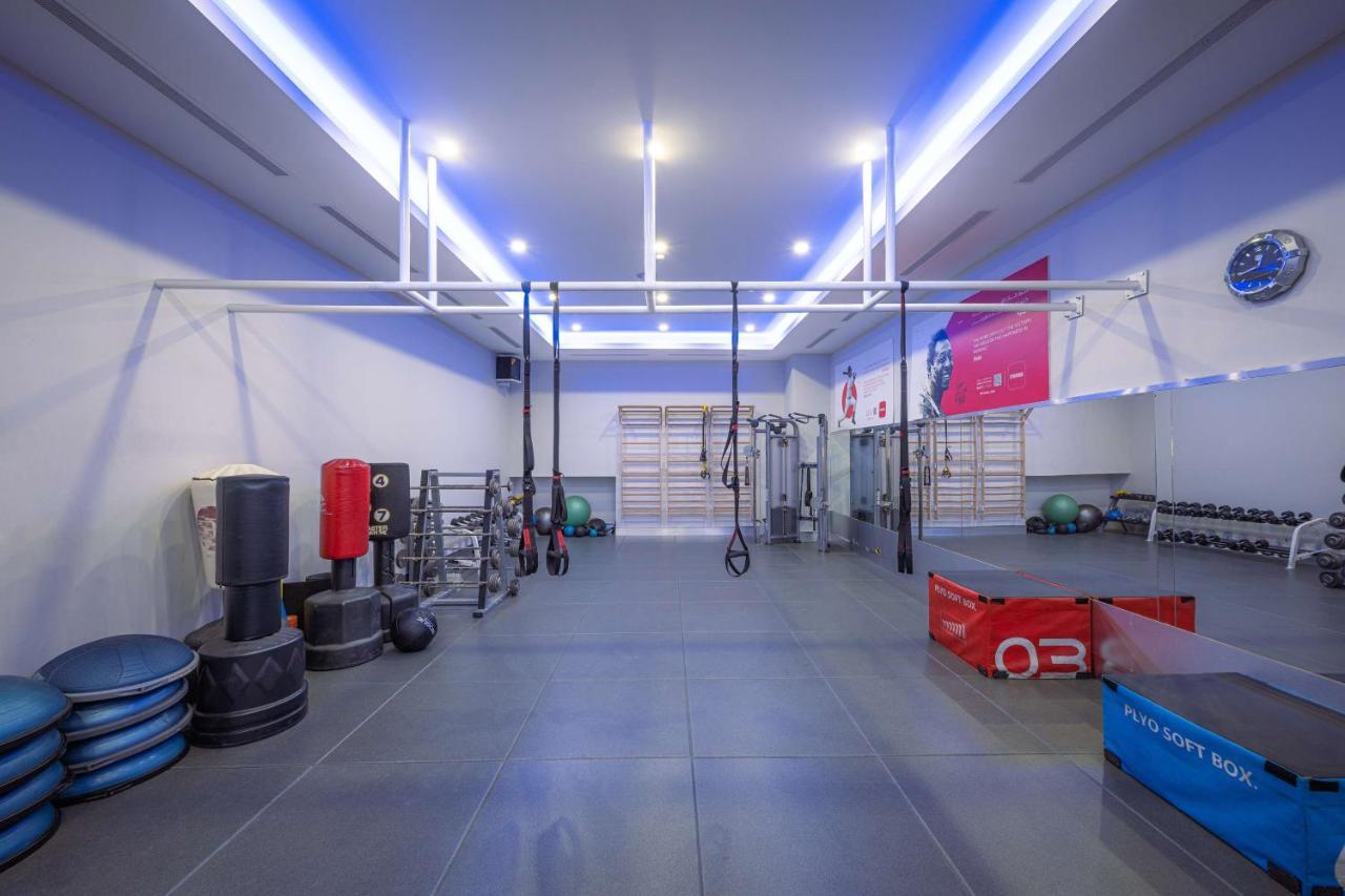 כוויית Radisson Blu Hotel, Kuwait מראה חיצוני תמונה The gym at the 2012 London Olympics