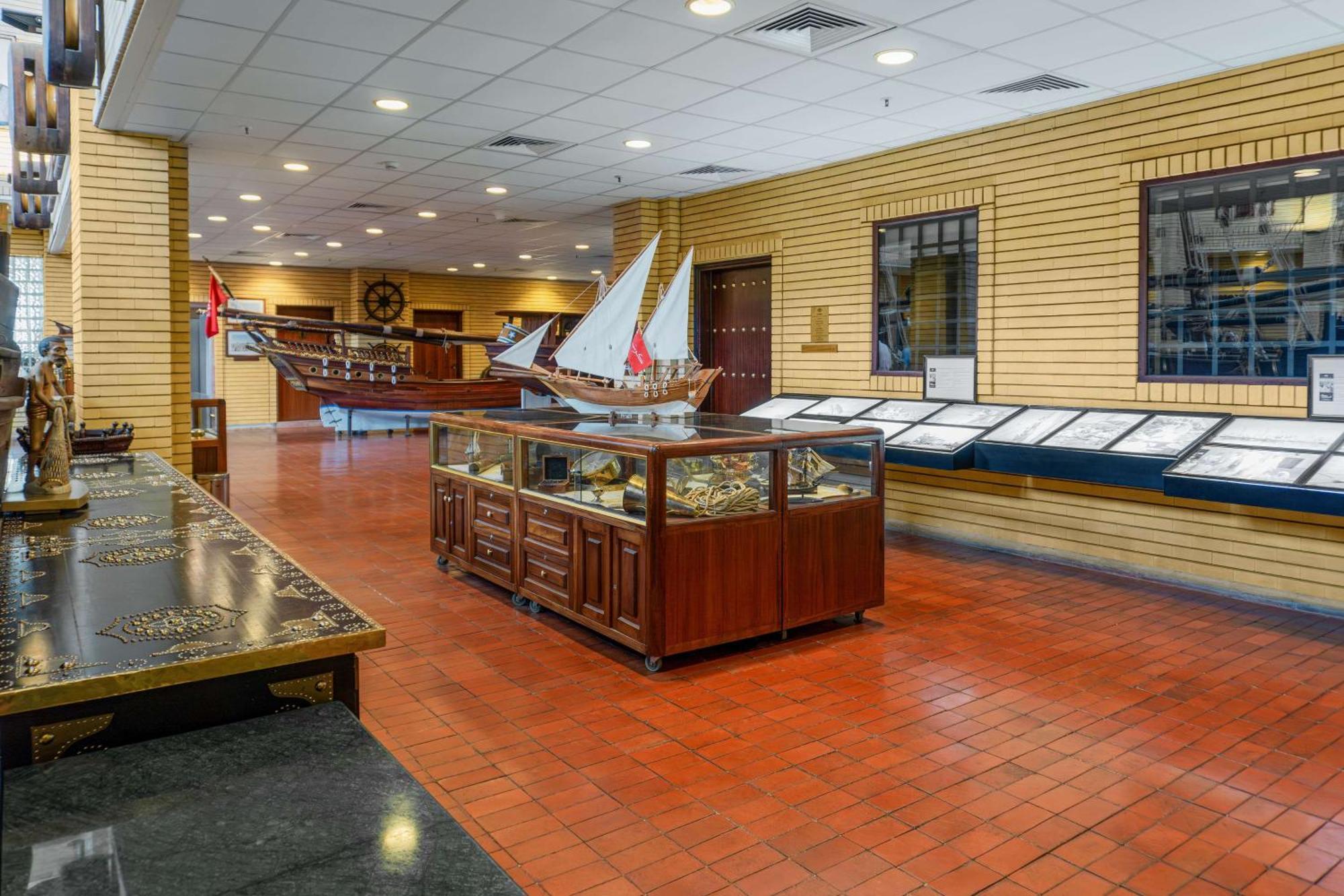 כוויית Radisson Blu Hotel, Kuwait מראה חיצוני תמונה The interior of the museum